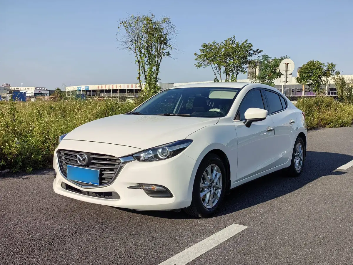 2017 Mazda 3 Axela 1.5L 117HP L4 6AT