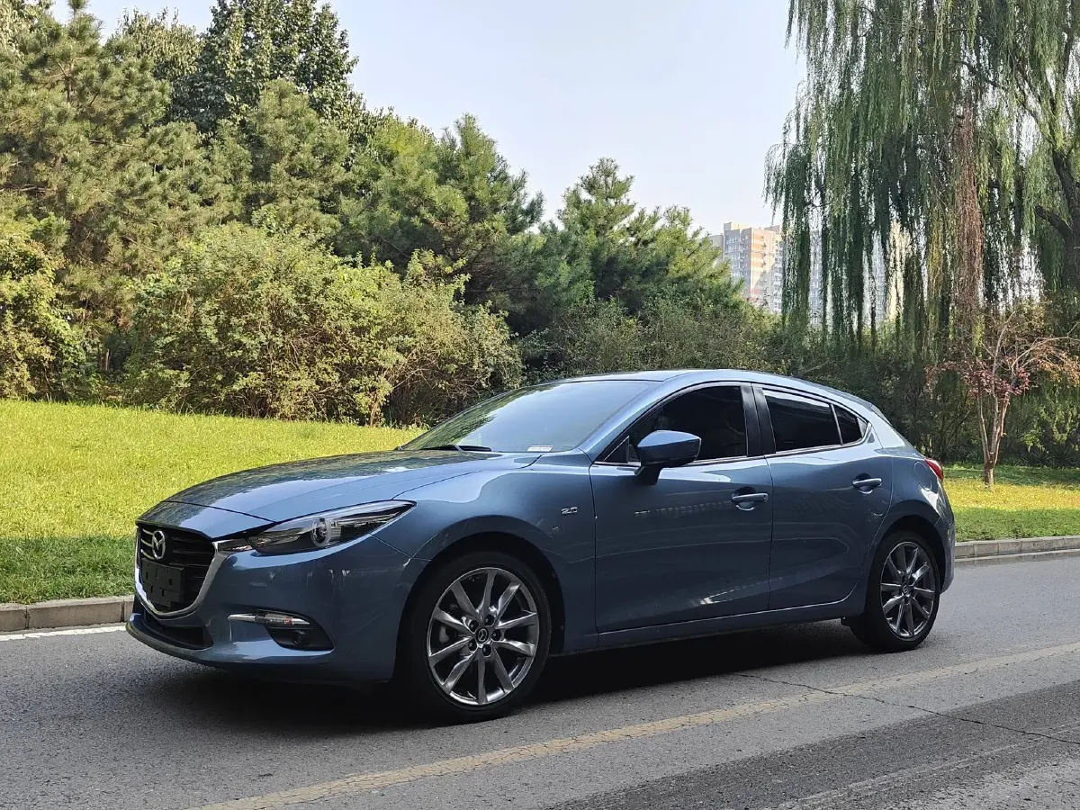 2019 Mazda 3 Axela 2.0L 158HP L4 6AT