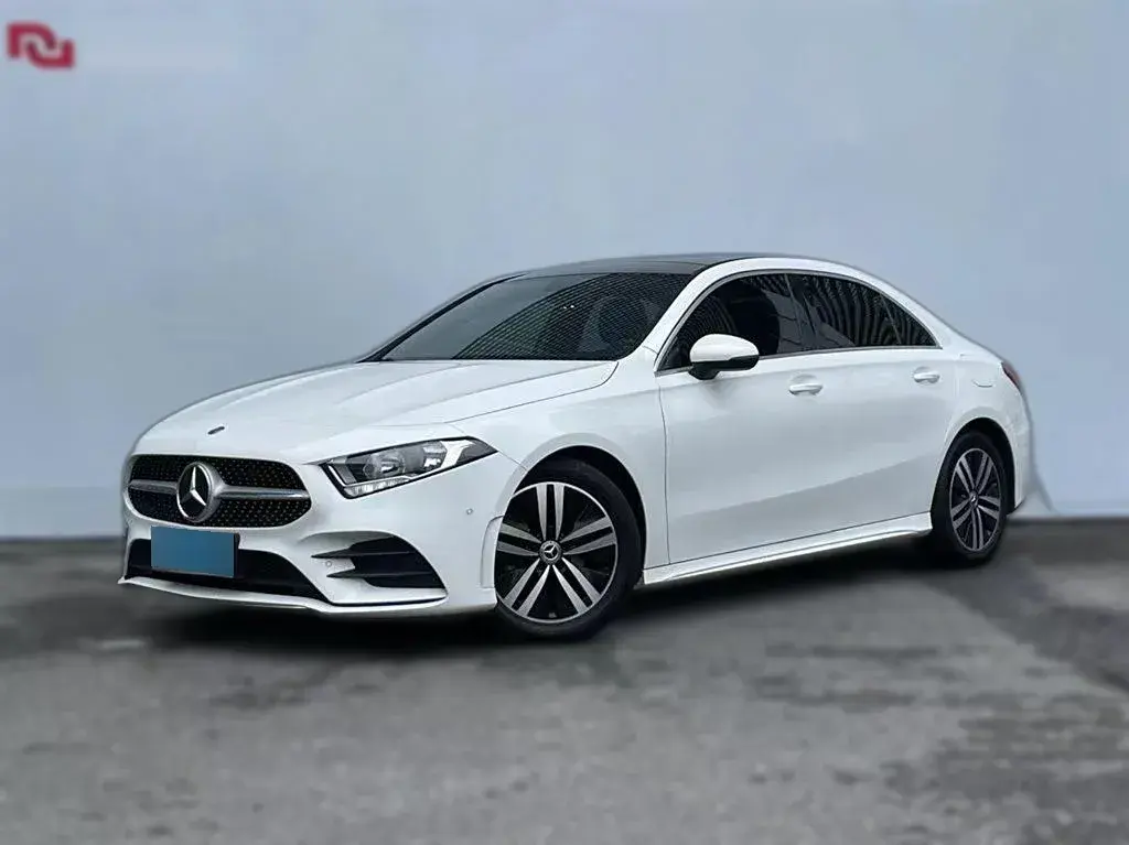 2020 Mercedes-Benz A Class 1.3T 136HP L4 7DCT