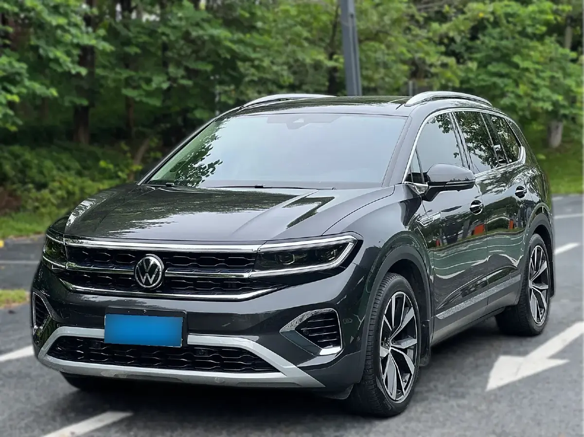 2022 Volkswagen Talagon 2.5T 299HP V6 7DCT