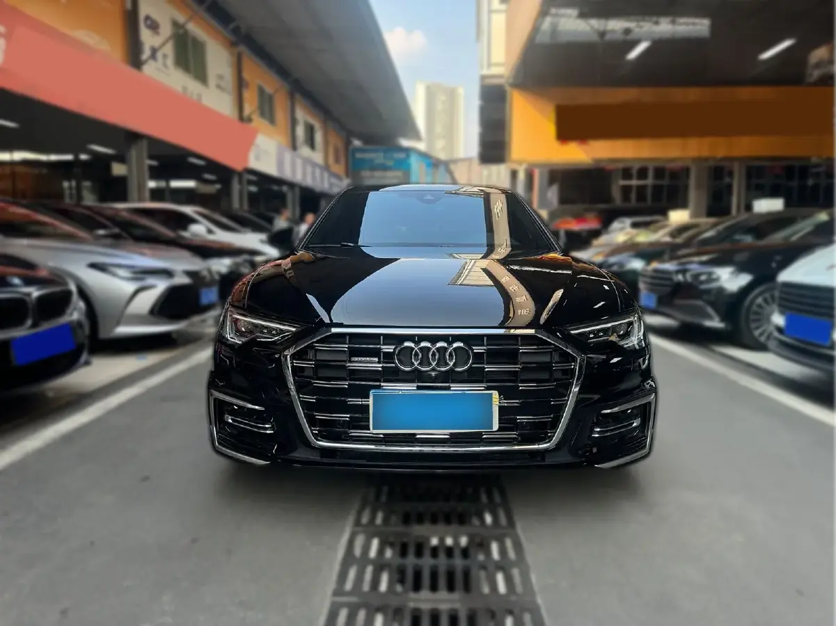 2024 Audi A6L 2.0T 245HP L4 7DCT