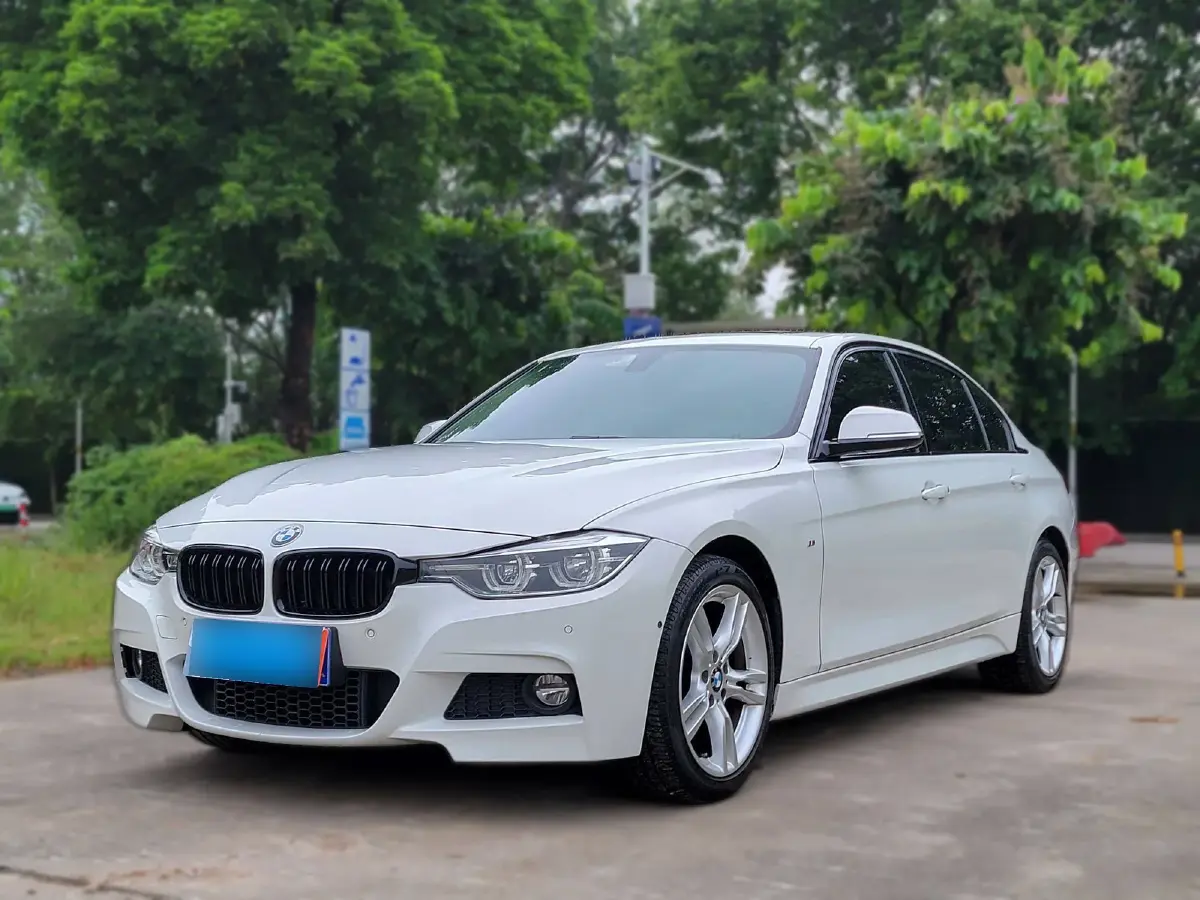 2018 BMW 3 Series 2.0T 184HP L4 8AT
