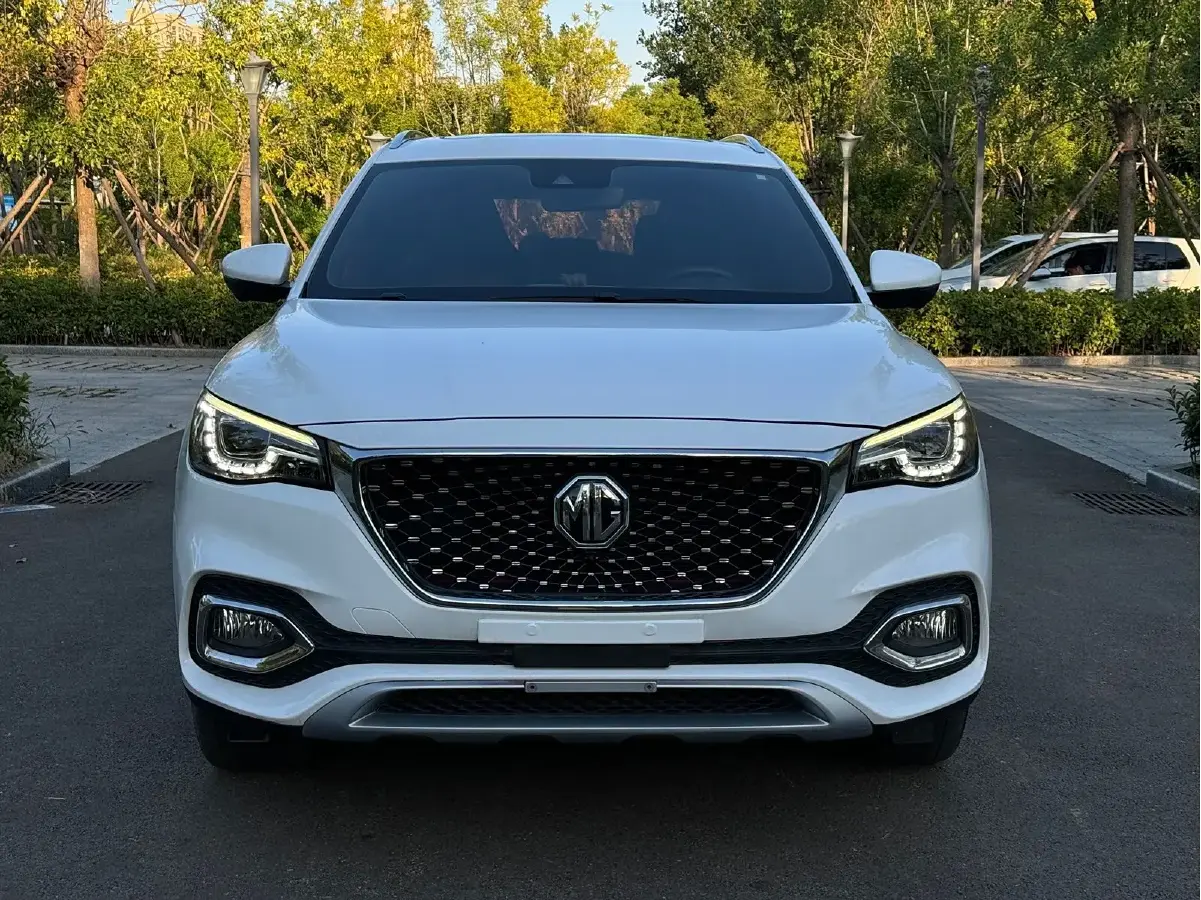 2019 MG HS 2.0T 231HP L4 6DCT