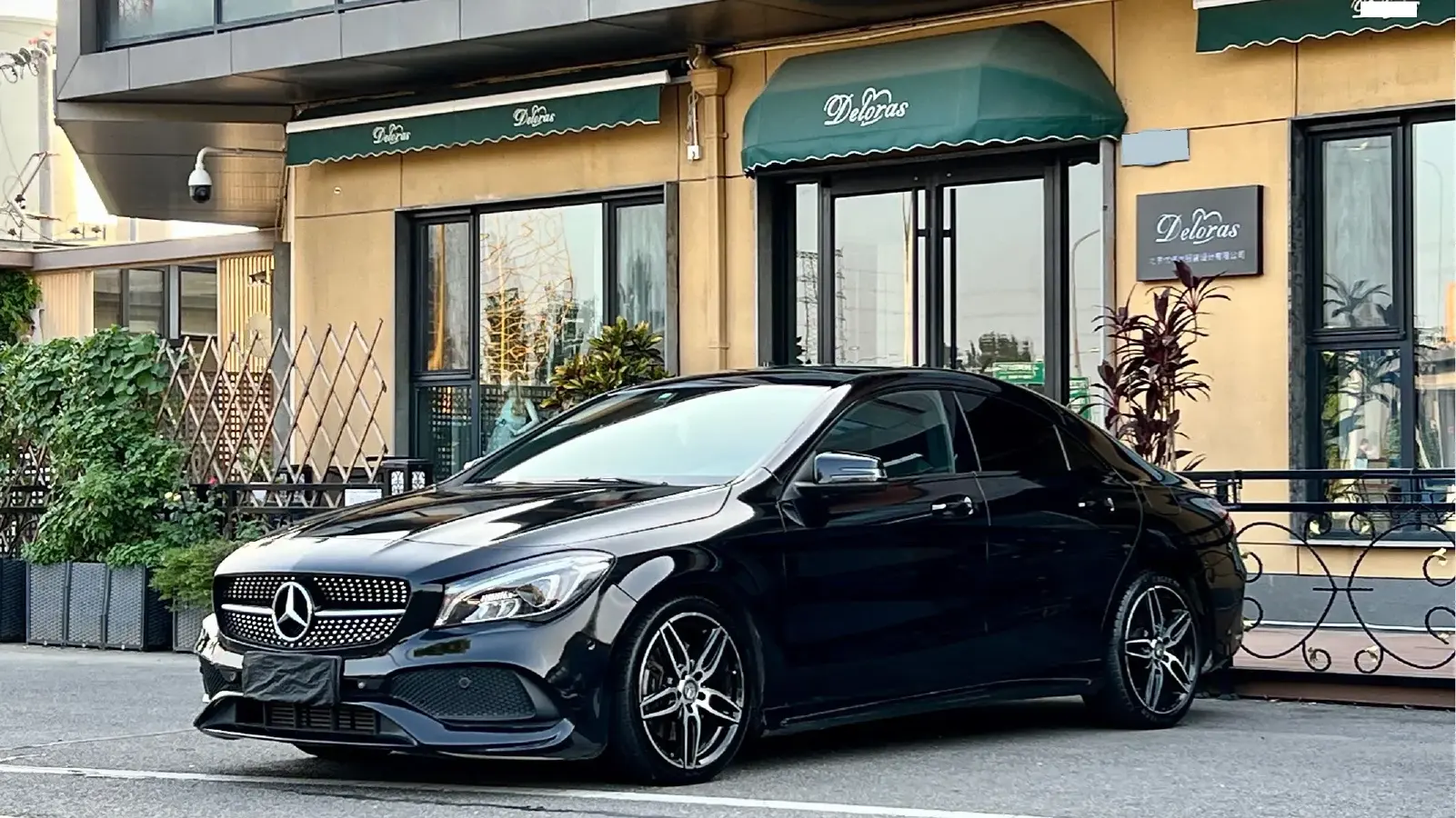 2016 Mercedes-Benz CLA Class 2.0T 184HP L4 7DCT