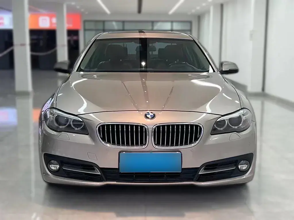 2014 BMW 5 Series 2.0T 218HP L4 8AT