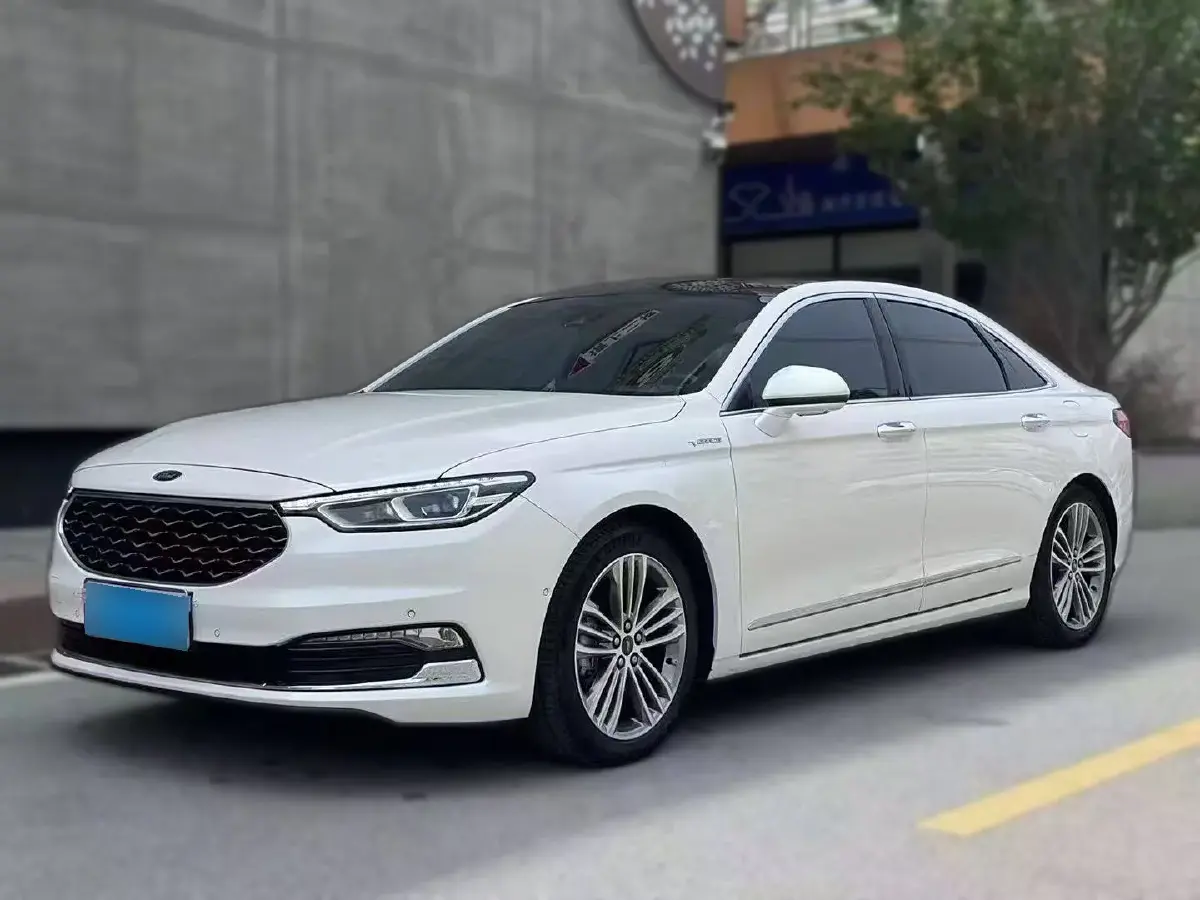 2019 Ford Taurus 2.0T 245HP L4 8AT