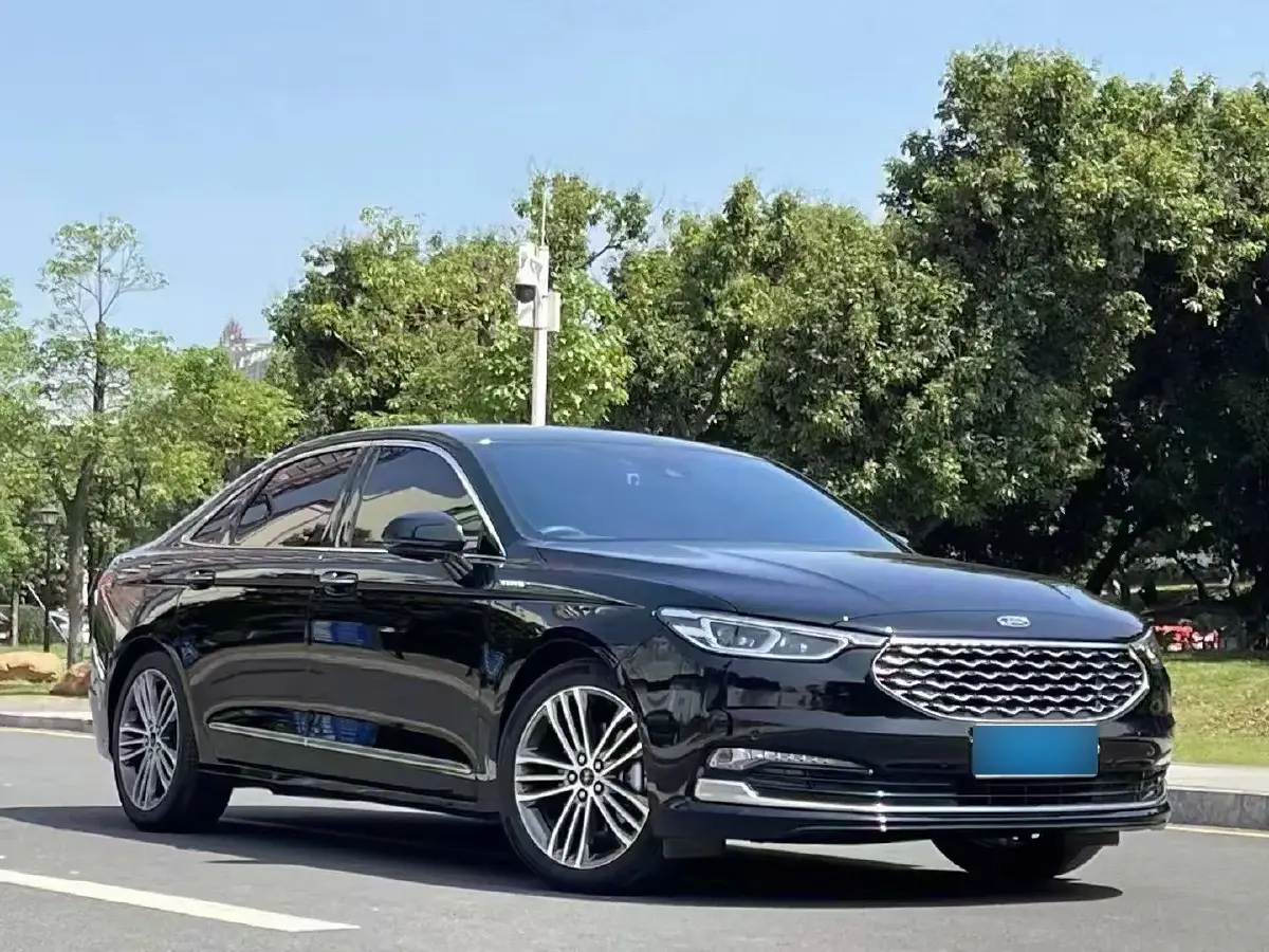 2019 Ford Taurus 2.0T 245HP L4 8AT
