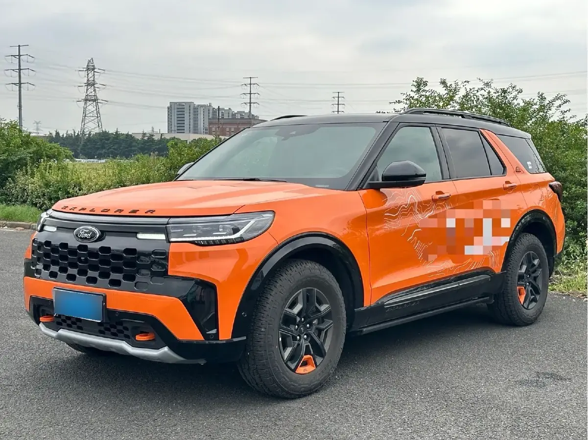 2023 Ford Explorer 2.3T 276HP L4 10AT