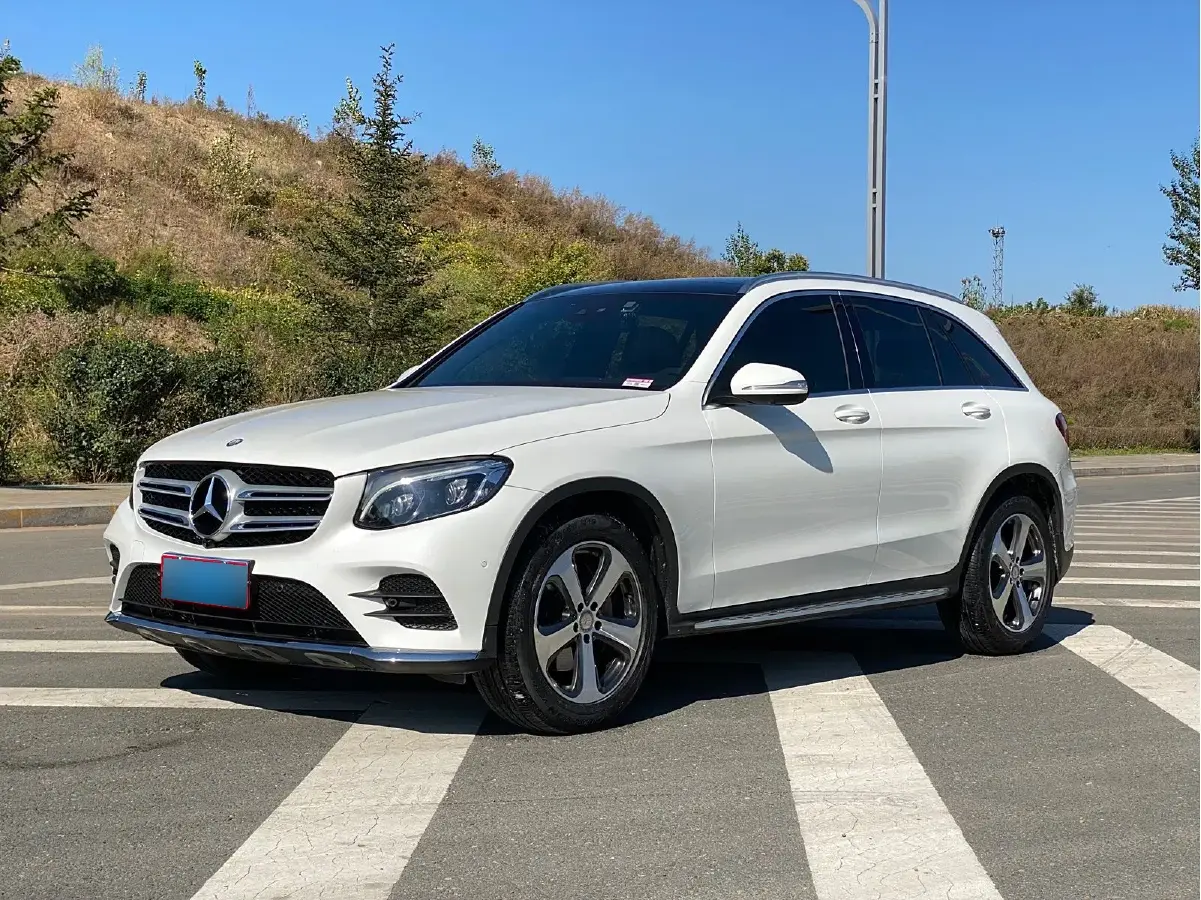 2017 Mercedes-Benz GLC Class 2.0T 245HP L4 9AT