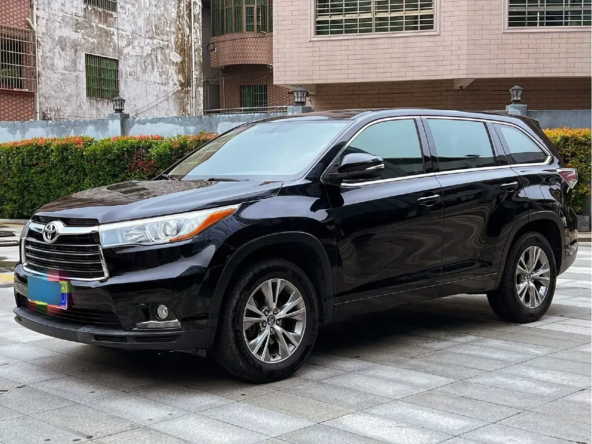 2017 Toyota Highlander 2.0T 220HP L4 6AT