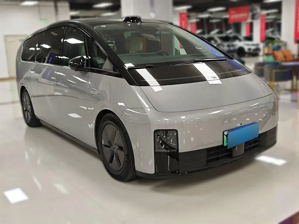 2024 Li MEGA BEV 102.7KWH