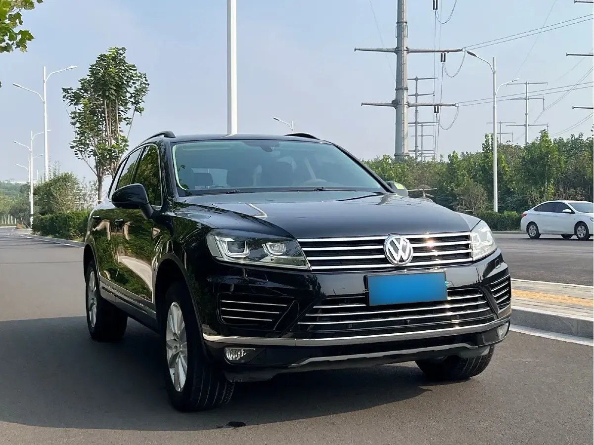 2017 Volkswagen Touareg 3.0T 320HP V6 8AT