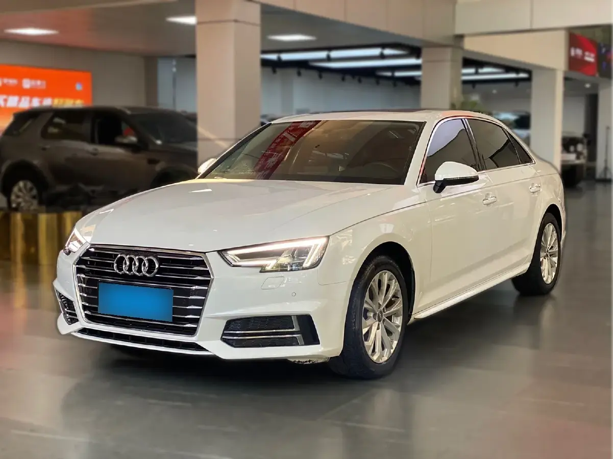 2019 Audi A4L 2.0T 190HP L4 7DCT