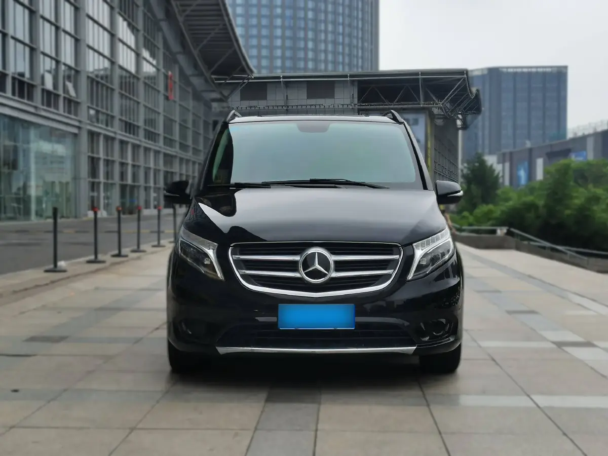 2016 Mercedes-Benz Vito 2.0T 211HP L4 7AT