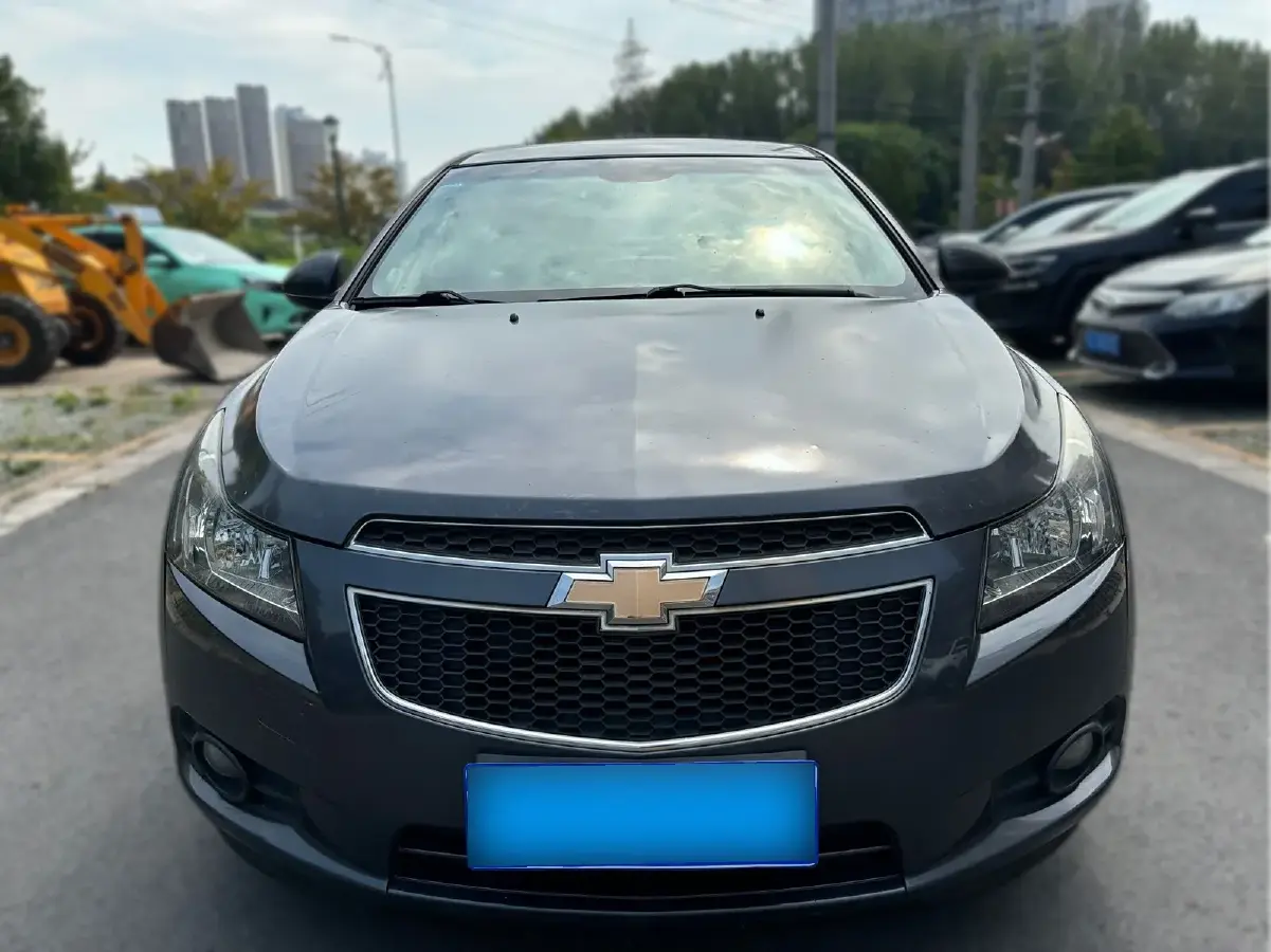 2013 Chevrolet Cruze 1.6L 121HP L4 5MT