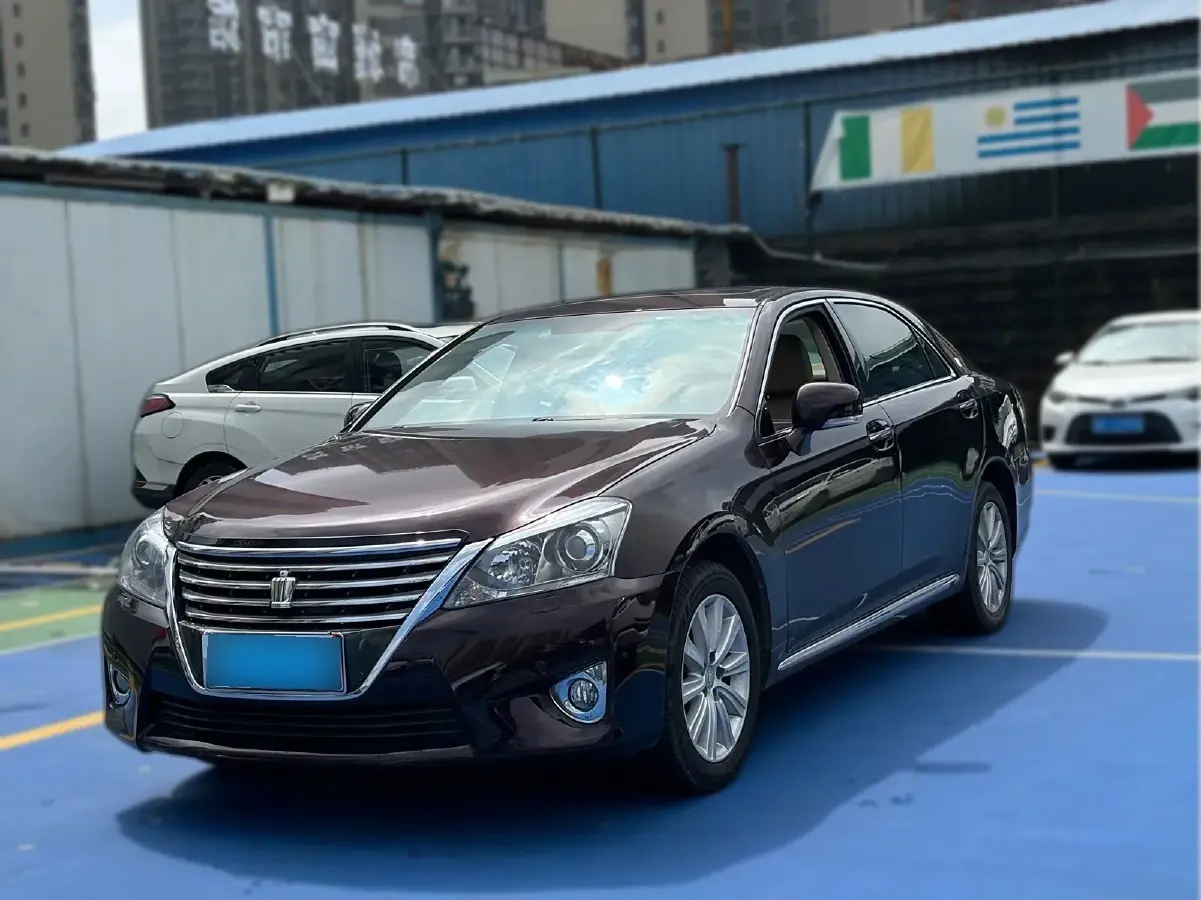 2012 Toyota Crown 2.5L 193HP V6 6AT