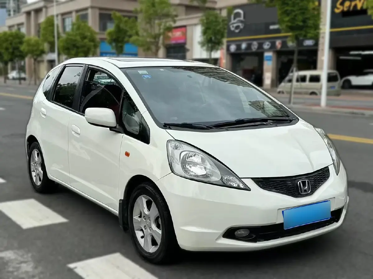 2008 Honda Fit 1.5L 120HP L4 5AT