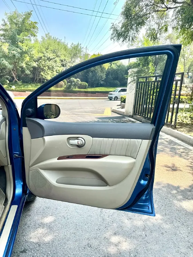 2006 Nissan Geniss 1.8L 126HP L4 4AT,autocango,china used car exporter,china ev exporter,chinese used car exporter,chinese used ev exporter