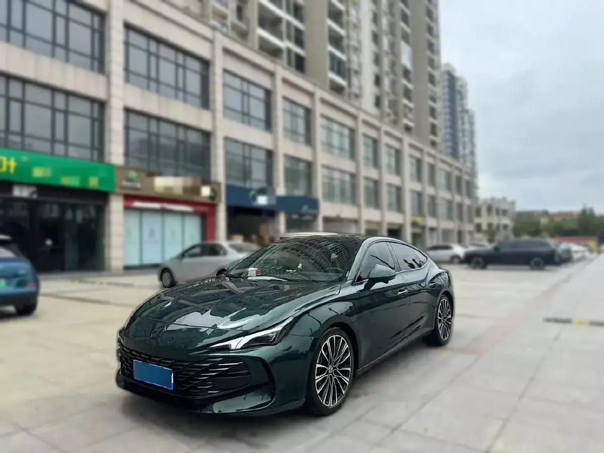 2023 MG 7 2.0T 261HP L4 9AT