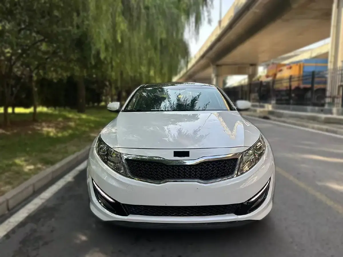 2012 Kia K5 2.0L 162HP L4 6AT