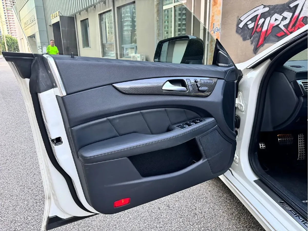 2013 Mercedes-Benz CLS AMG 5.5T 557HP V8 7AT,autocango,china used car exporter,china ev exporter,chinese used car exporter,chinese used ev exporter