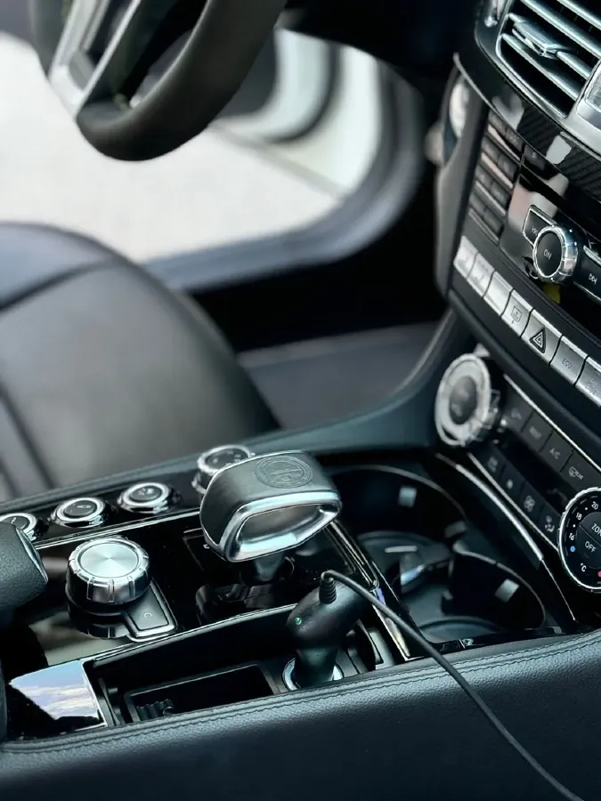 2013 Mercedes-Benz CLS AMG 5.5T 557HP V8 7AT,autocango,china used car exporter,china ev exporter,chinese used car exporter,chinese used ev exporter