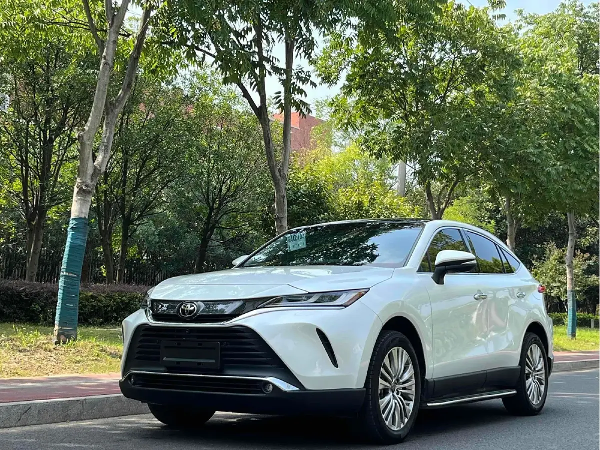 2022 Toyota Harrier 2.0L 171HP L4 CVT