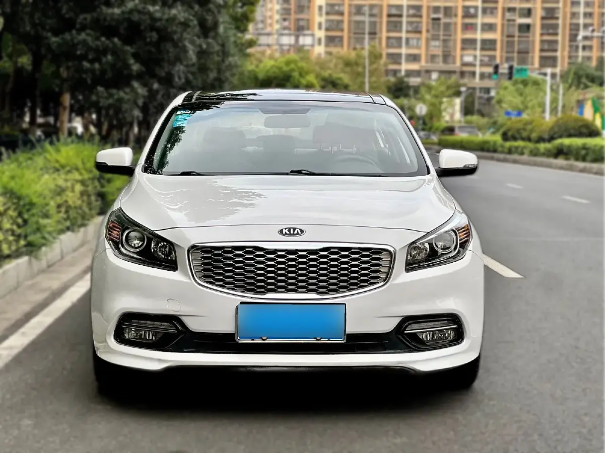 2017 Kia K4 1.8L 143HP L4 6AT