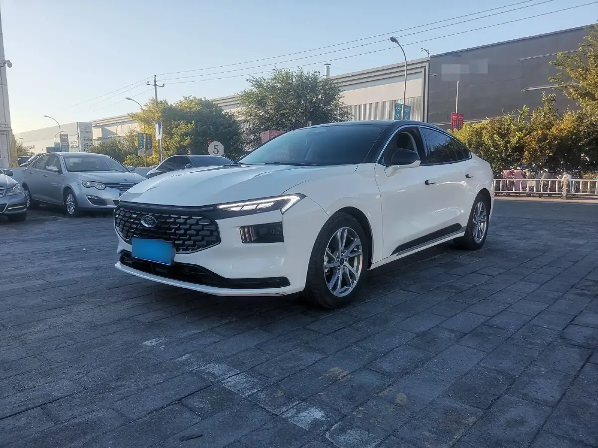 2022 Ford Mondeo 2.0T 238HP L4 8AT