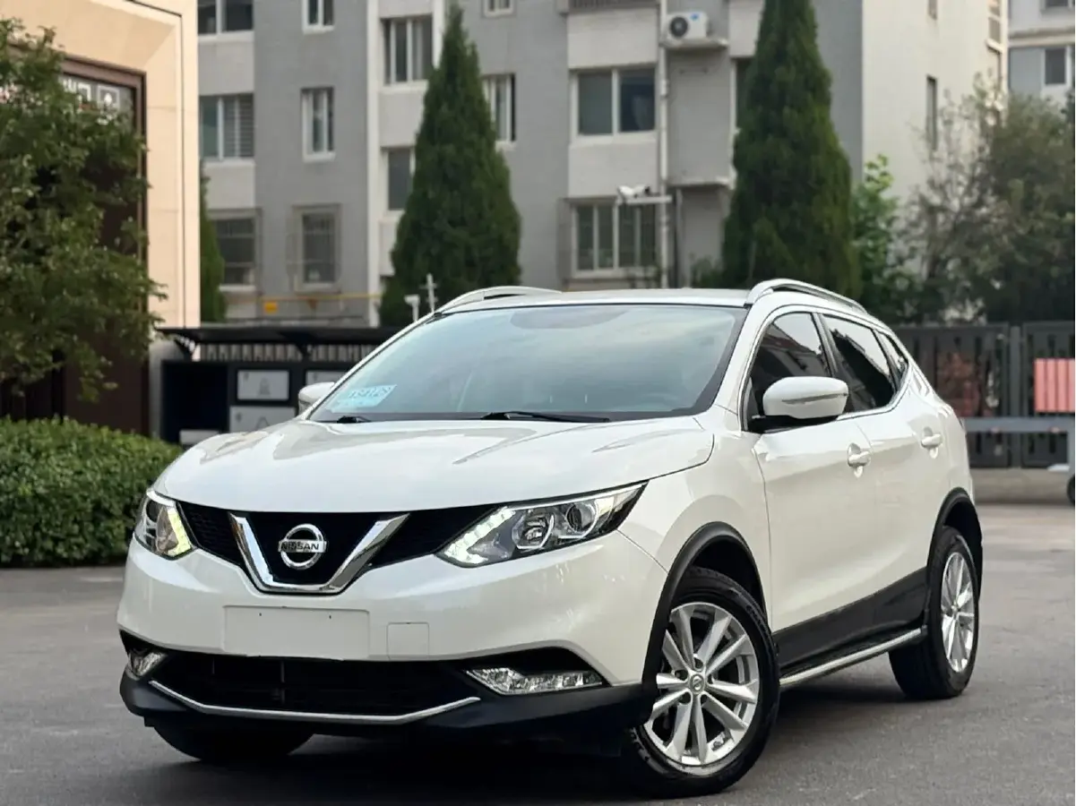 2016 Nissan Qashqai 2.0L 150HP L4 CVT