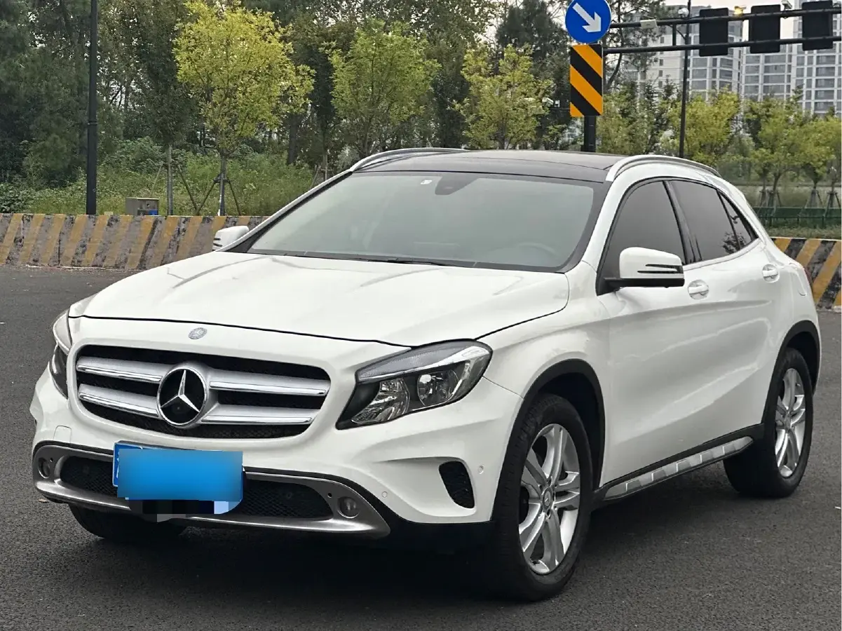 2017 Mercedes-Benz GLA Class 1.6T 156HP L4 7DCT