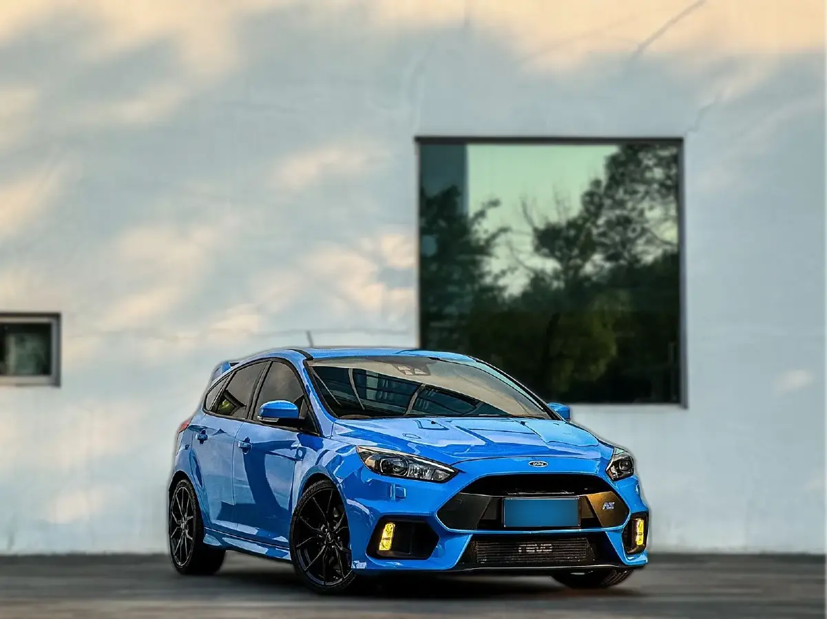 2018 Ford Focus 2.3T 350HP L4 6MT