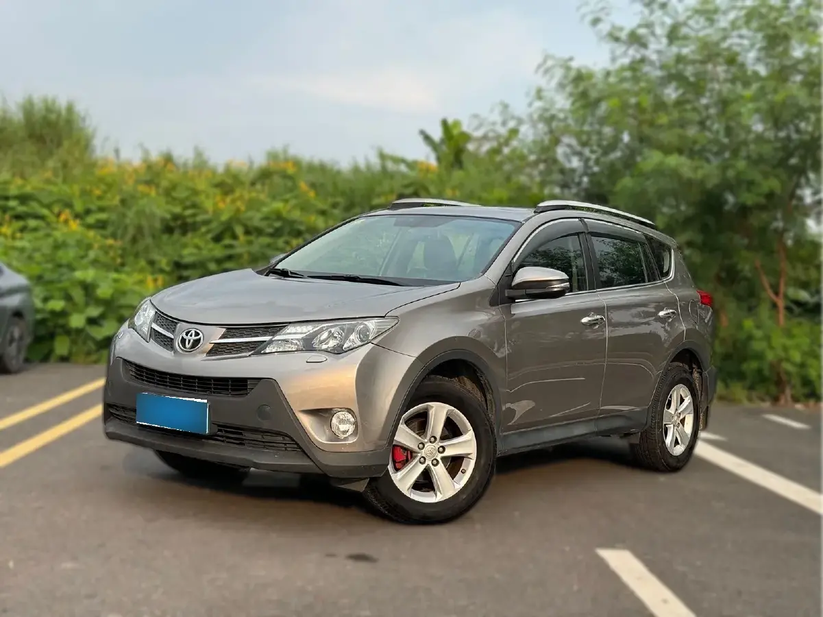 2013 Toyota RAV4 2.5L 180HP L4 6AT