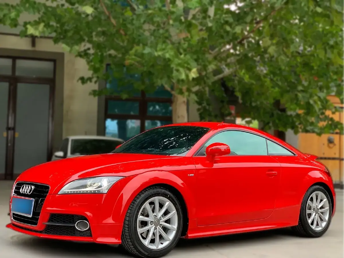 2013 Audi TT 2.0T 211HP L4 6DCT