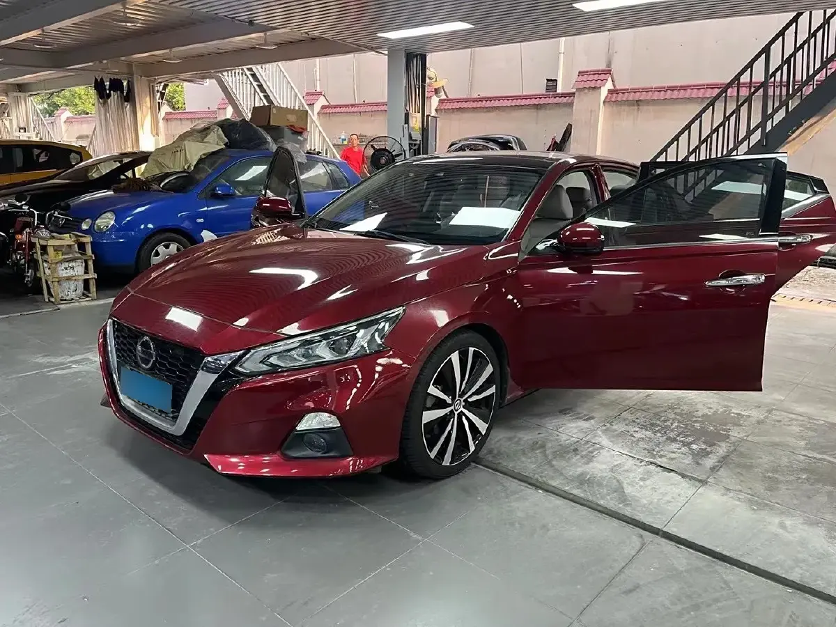 2019 Nissan Teana 2.0T 252HP L4 CVT