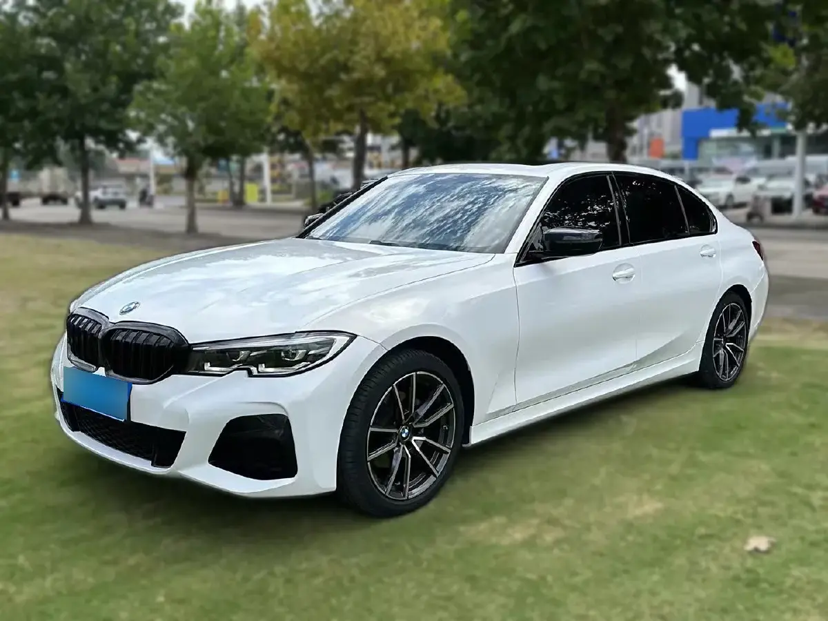 2022 BMW 3 Series 2.0T 184HP L4 8AT