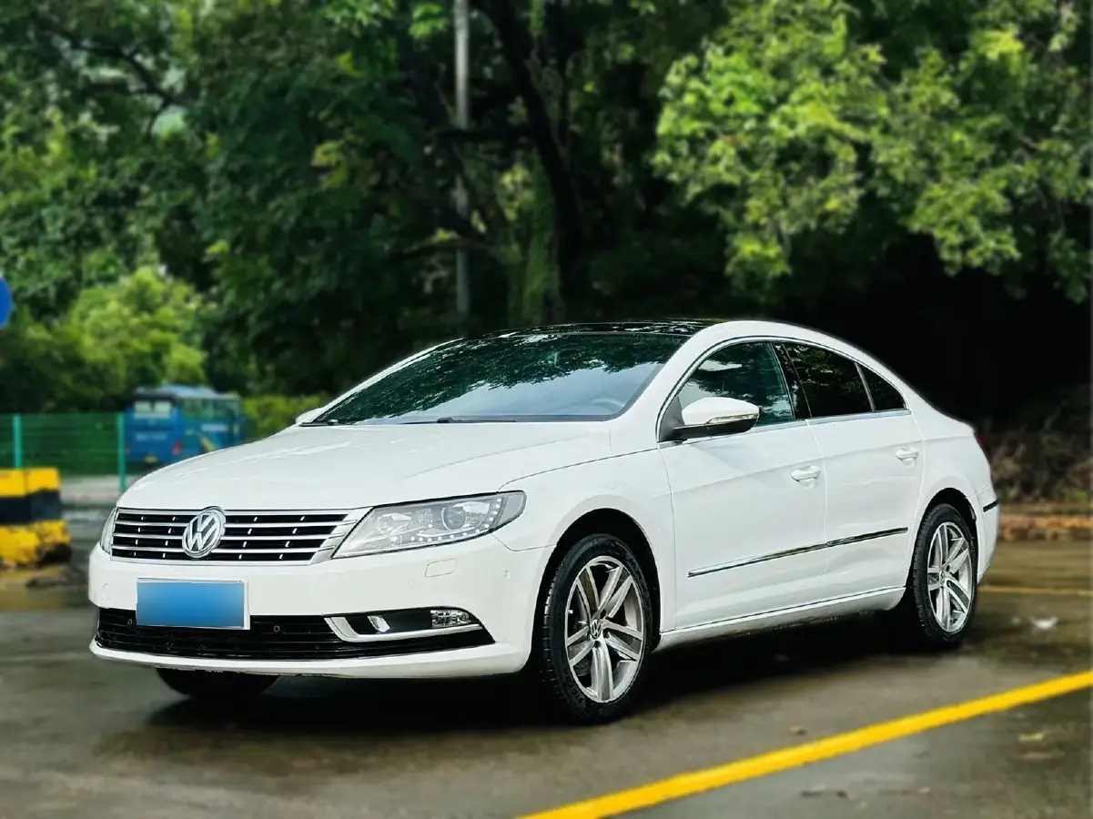2013 Volkswagen CC 2.0T 200HP L4 6DCT