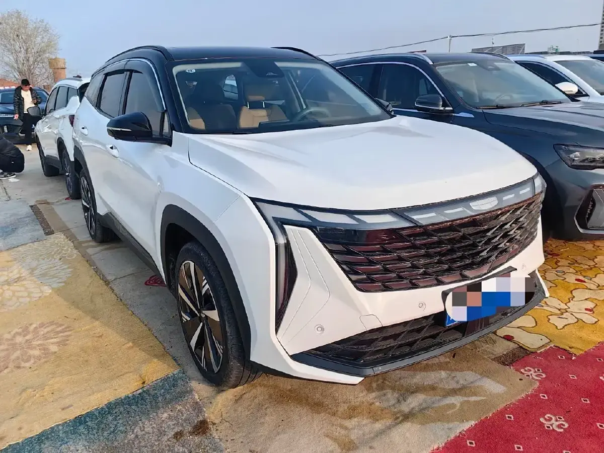 2023 Geely StarRay 1.5T 181HP L4 7DCT