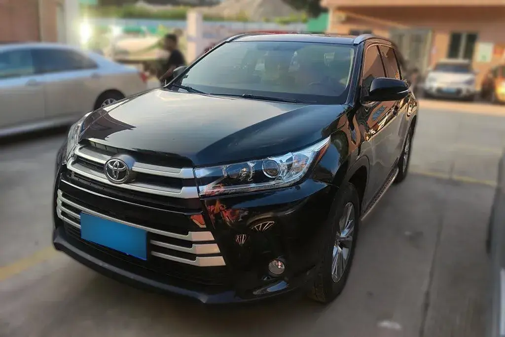 2018 Toyota Highlander 2.0T 220HP L4 6AT