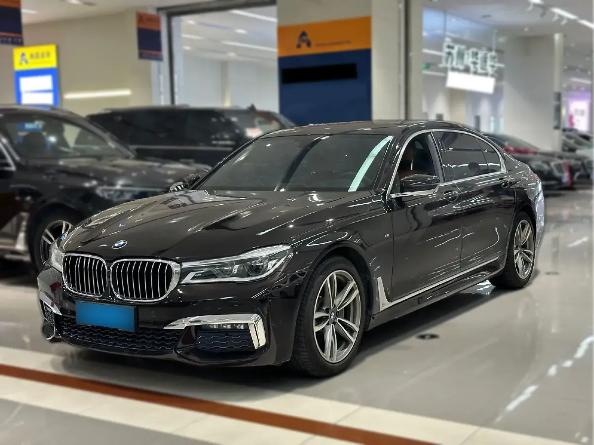 2018 BMW 7 Series 2.0T 258HP L4 8AT