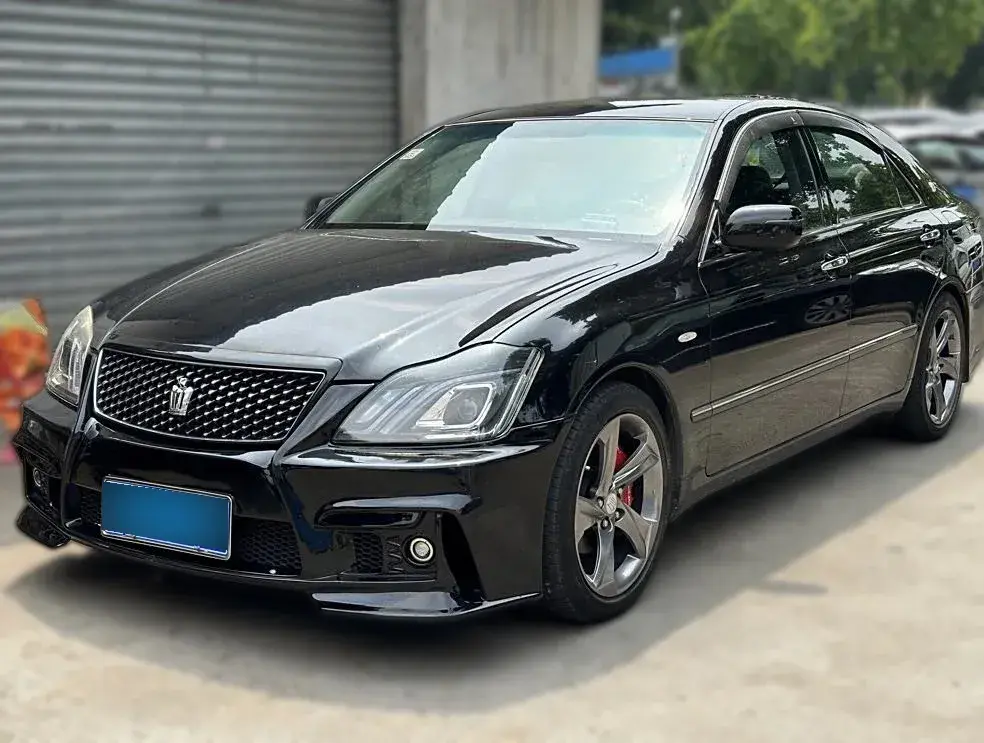 2006 Toyota Crown 2.5L 197HP V6 6AT