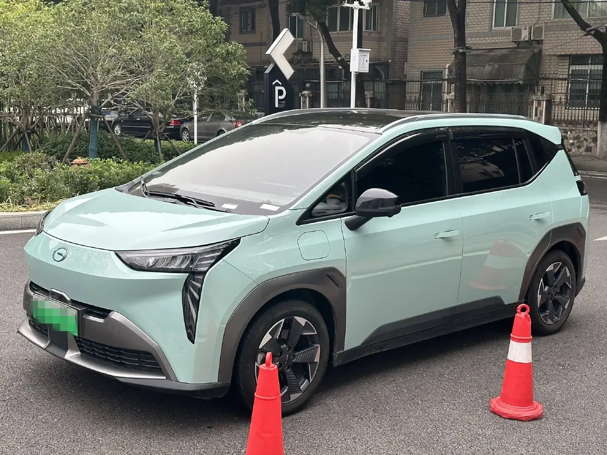 2022 Aion Y BEV 63.98KWH