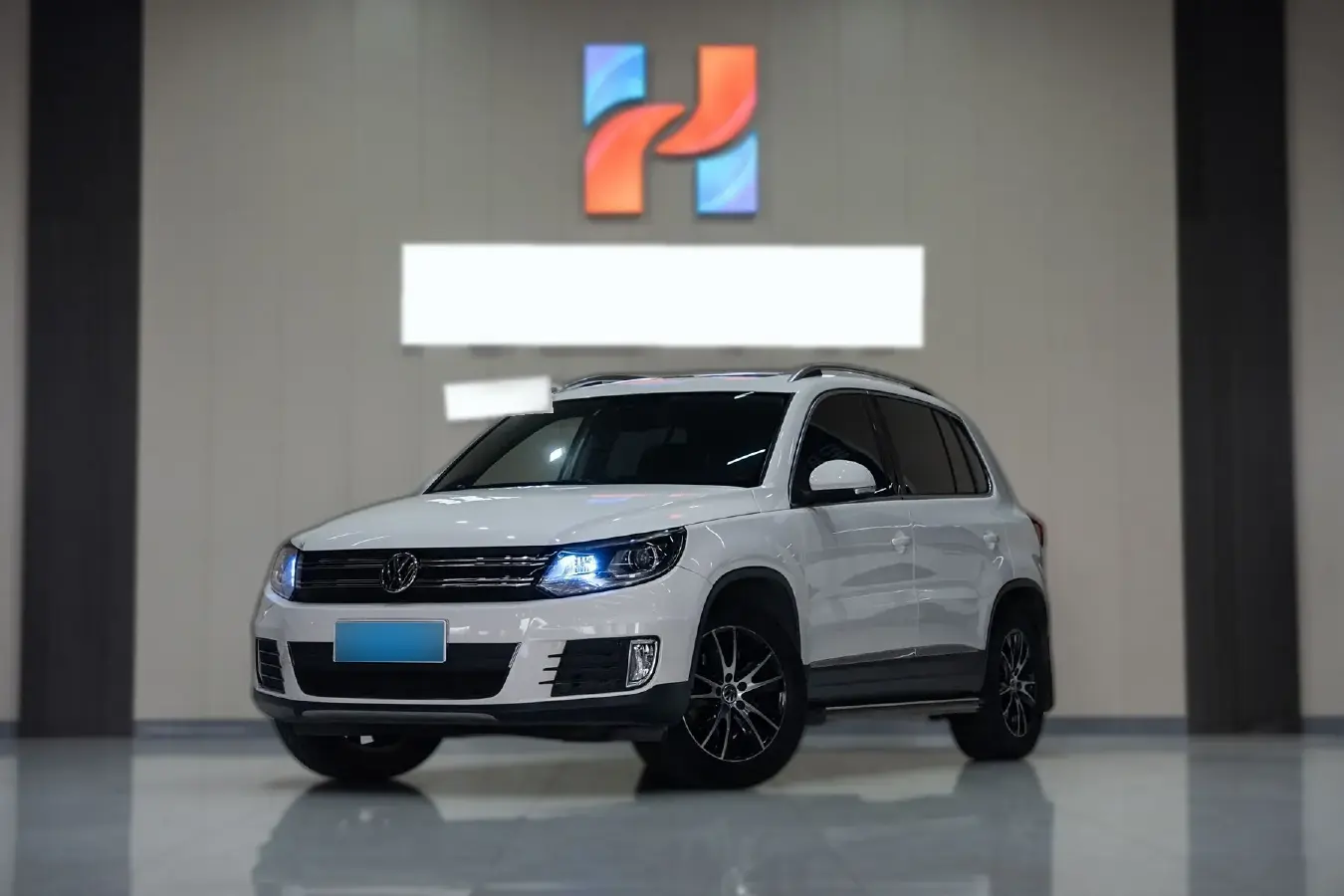 2015 Volkswagen Tiguan 1.8T 160HP L4 6AT