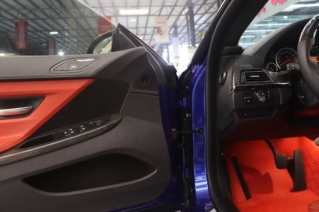 2015 BMW M6 4.4T 560HP V8 7DCT,autocango,china used car exporter,china ev exporter,chinese used car exporter,chinese used ev exporter