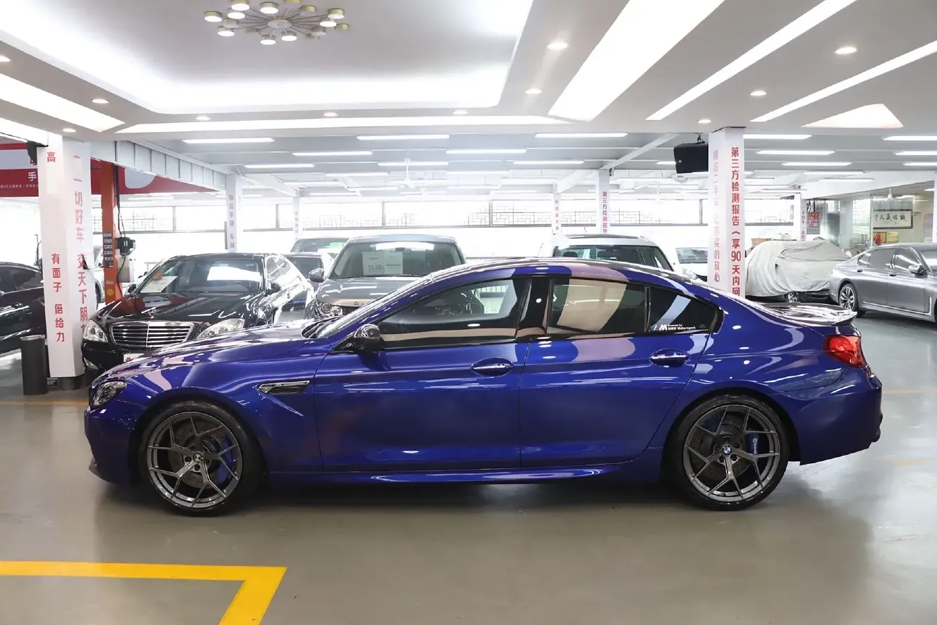 2015 BMW M6 4.4T 560HP V8 7DCT,autocango,china used car exporter,china ev exporter,chinese used car exporter,chinese used ev exporter