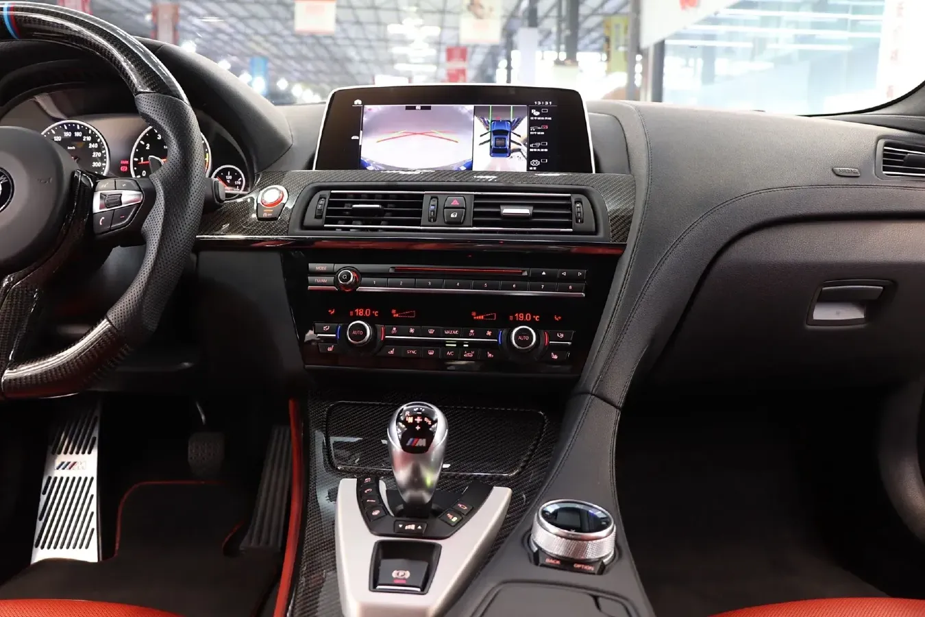 2015 BMW M6 4.4T 560HP V8 7DCT,autocango,china used car exporter,china ev exporter,chinese used car exporter,chinese used ev exporter