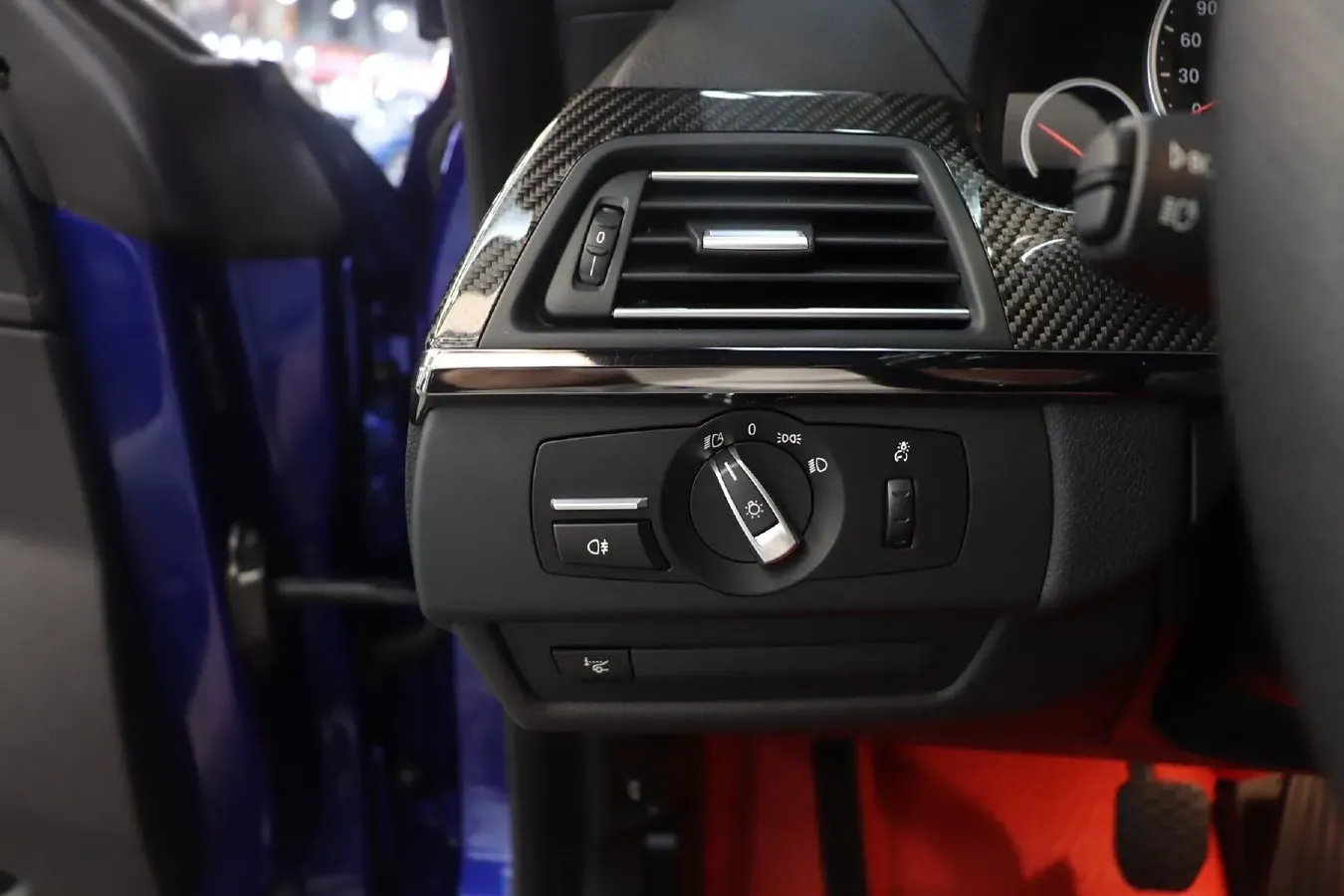 2015 BMW M6 4.4T 560HP V8 7DCT,autocango,china used car exporter,china ev exporter,chinese used car exporter,chinese used ev exporter