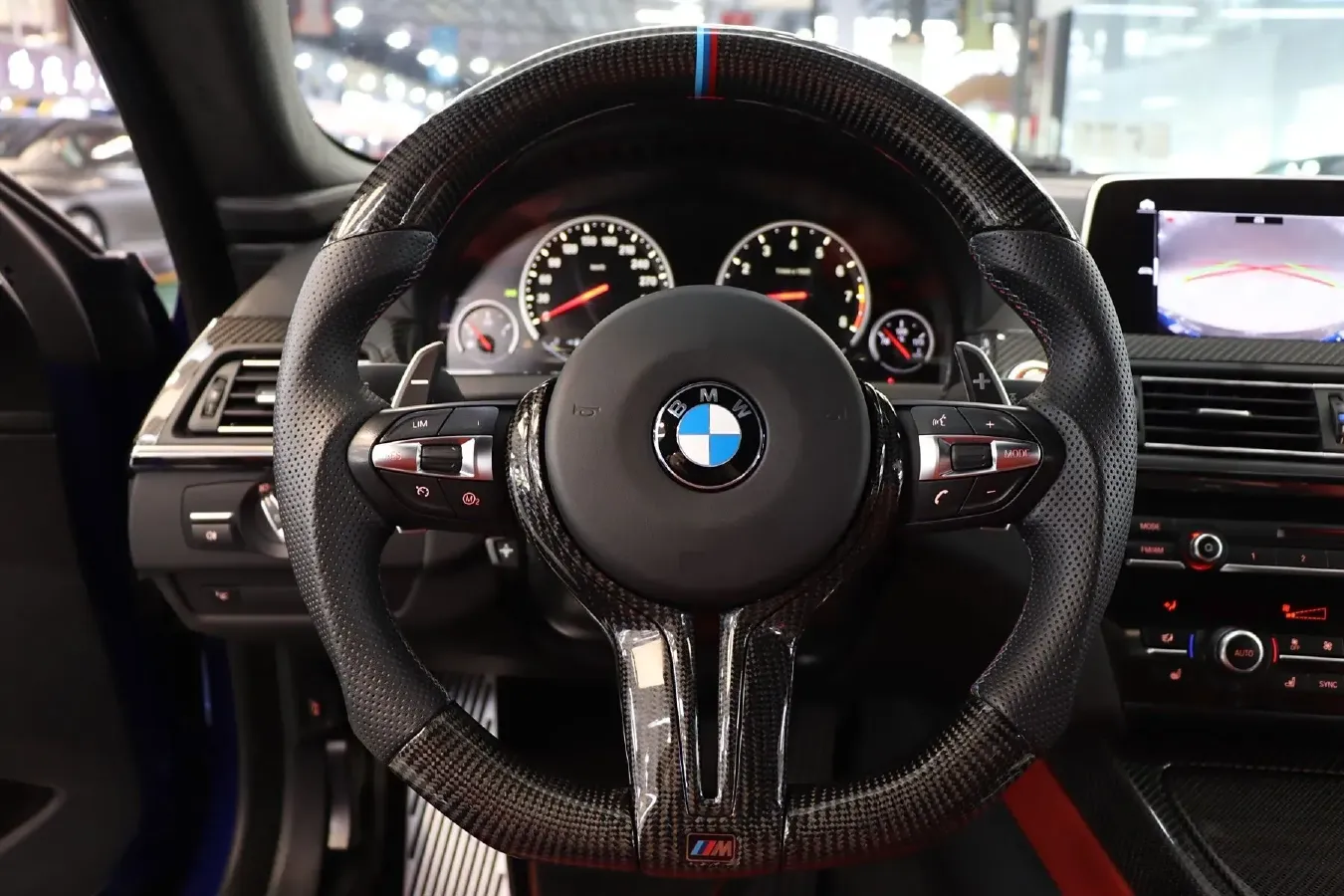 2015 BMW M6 4.4T 560HP V8 7DCT,autocango,china used car exporter,china ev exporter,chinese used car exporter,chinese used ev exporter