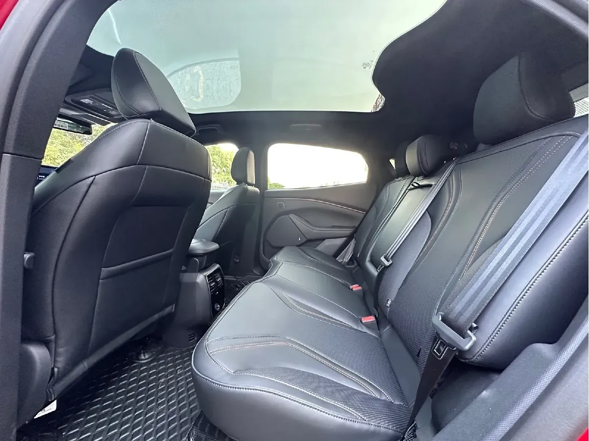 2021 Ford Mustang Mach-E BEV 80.3KWH,autocango,china used car exporter,china ev exporter,chinese used car exporter,chinese used ev exporter