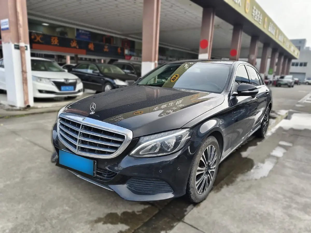 2018 Mercedes-Benz C Class 2.0T 184HP L4 9AT